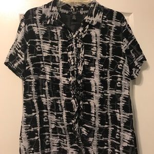 Alfani Women’s Black/White Ruffle Blouse